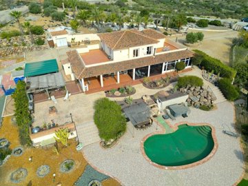 24140-villa-for-sale-in-vera-931026-xml