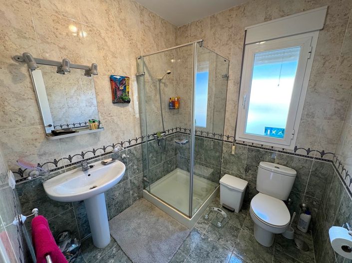 Image No.14-5 Bed Villa for sale