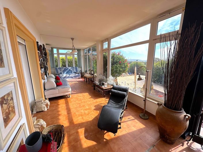 Image No.8-5 Bed Villa for sale