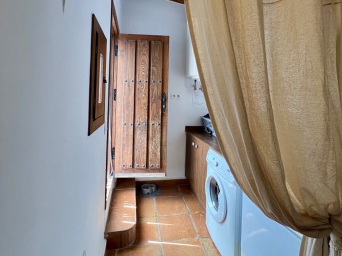 Image No.22-5 Bed Villa for sale