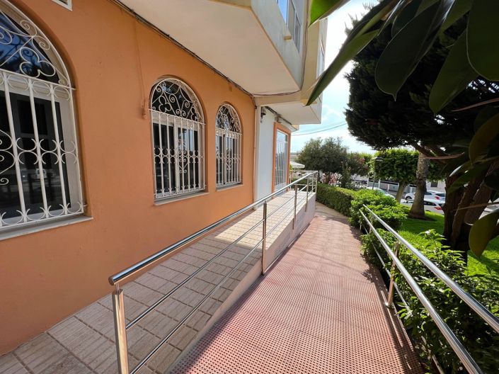 Image No.19-4 Bed Apartment for sale