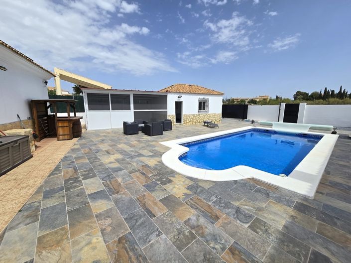 Image No.26-4 Bed Villa for sale