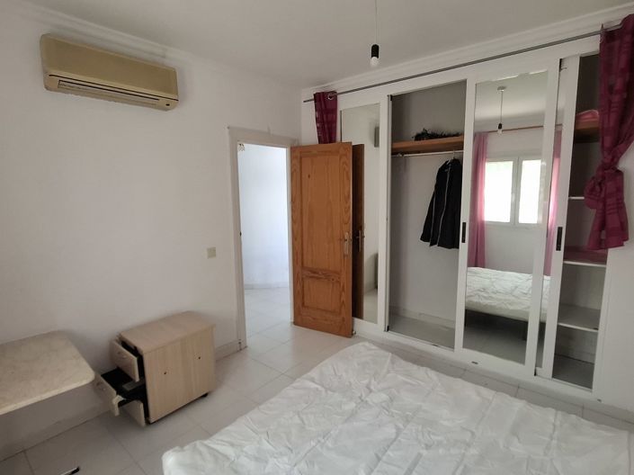 Image No.22-4 Bed Villa for sale