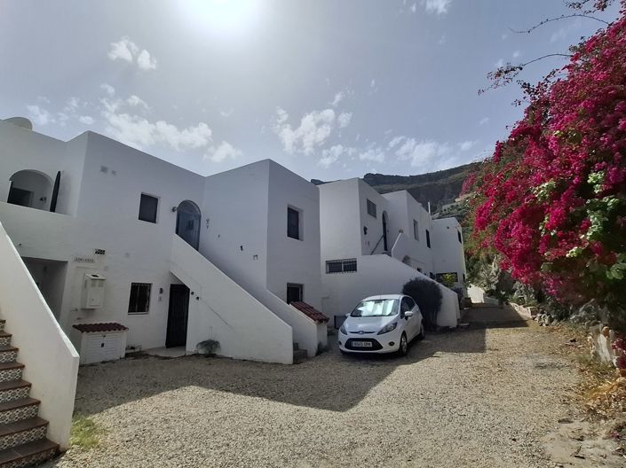 Image No.28-2 Bed Apartment for sale