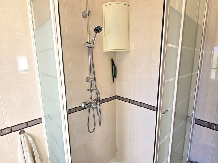 Image No.18-3 Bed Villa for sale