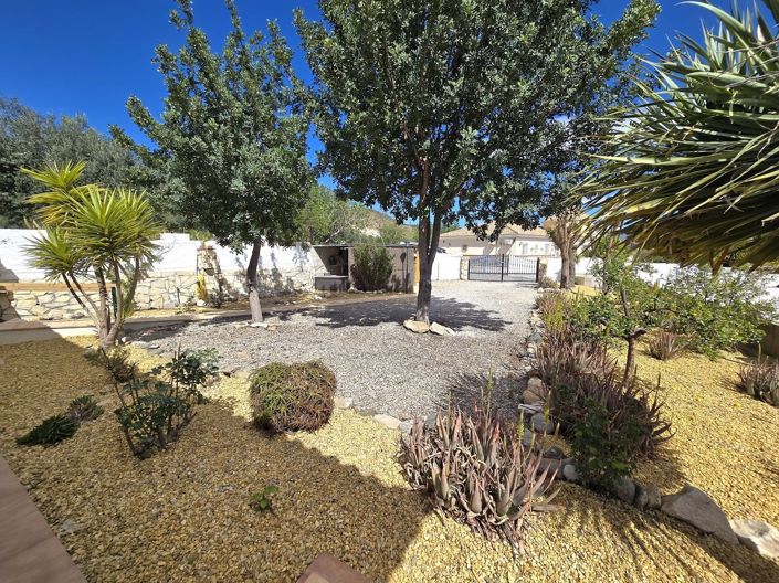 Image No.19-3 Bed Villa for sale