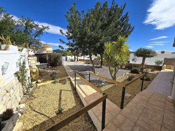 24240-villa-for-sale-in-cantoria-953419-xml