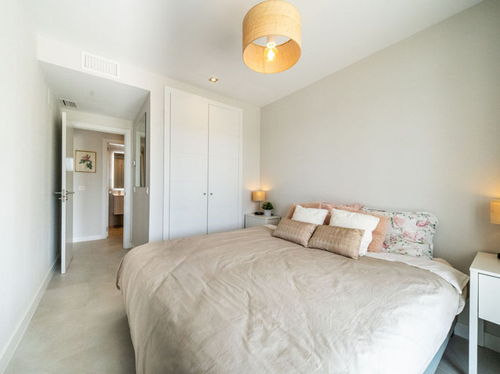 Image No.12-2 Bed Apartment for sale