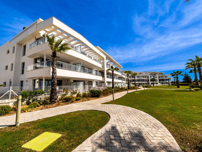 Image No.28-2 Bed Apartment for sale