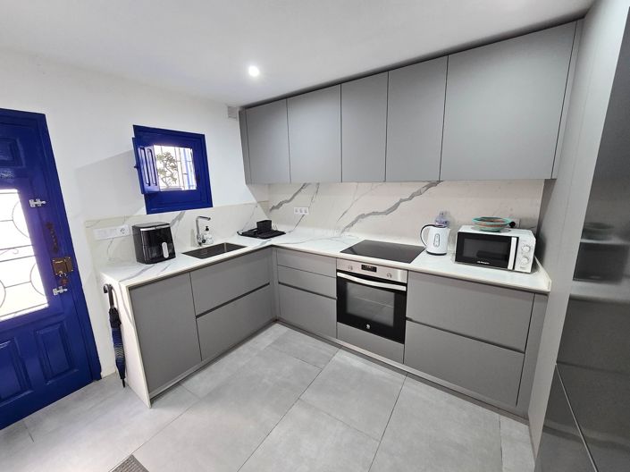 Image No.2-4 Bed Village House for sale