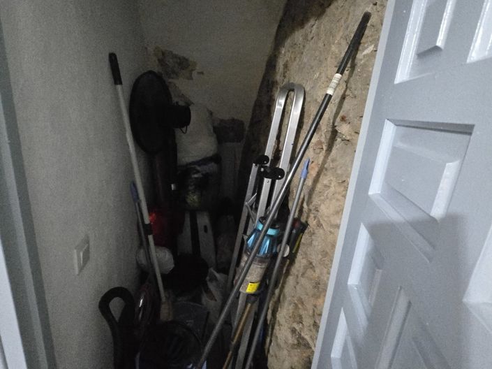 Image No.29-4 Bed Village House for sale