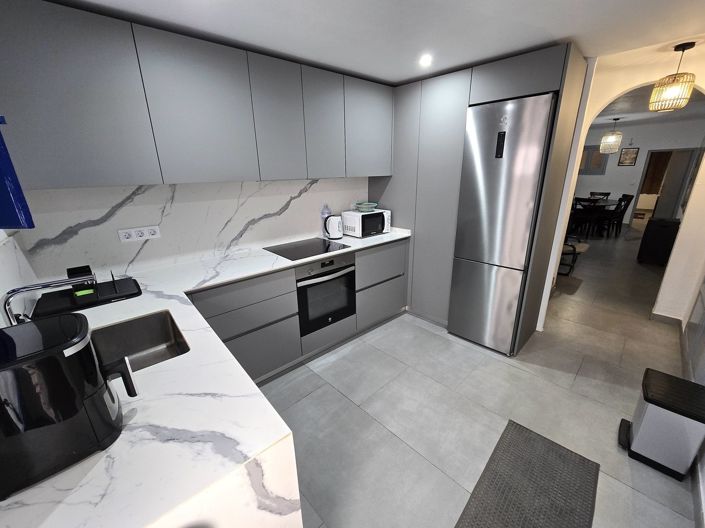 Image No.3-4 Bed Village House for sale