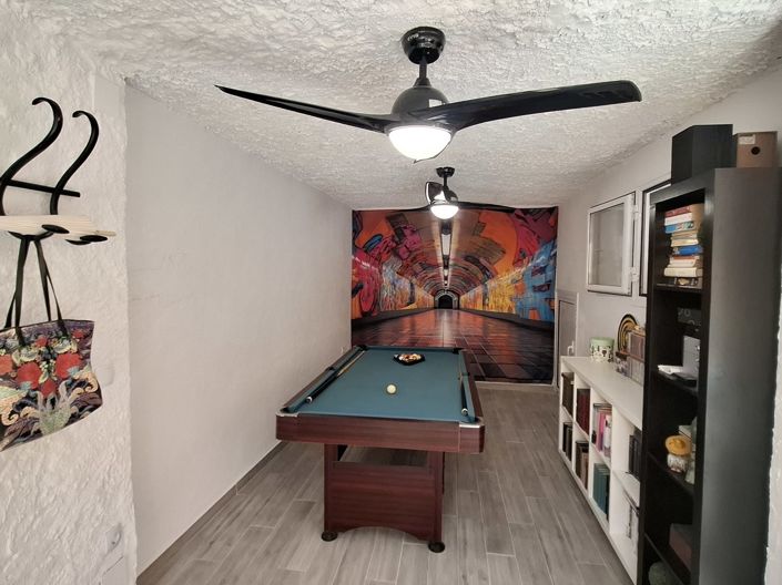 Image No.7-3 Bed Villa for sale