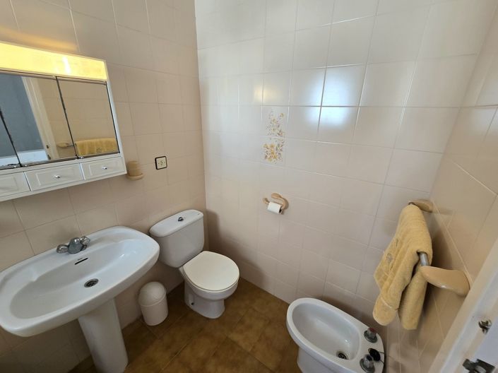 Image No.19-3 Bed Property for sale