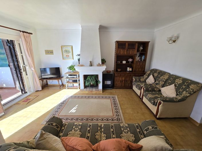 Image No.6-3 Bed Property for sale