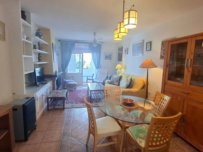Image No.11-2 Bed Property for sale