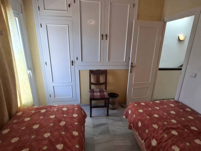 Image No.22-2 Bed Property for sale