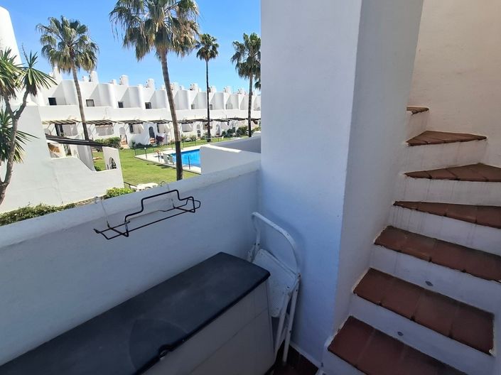 Image No.25-2 Bed Property for sale