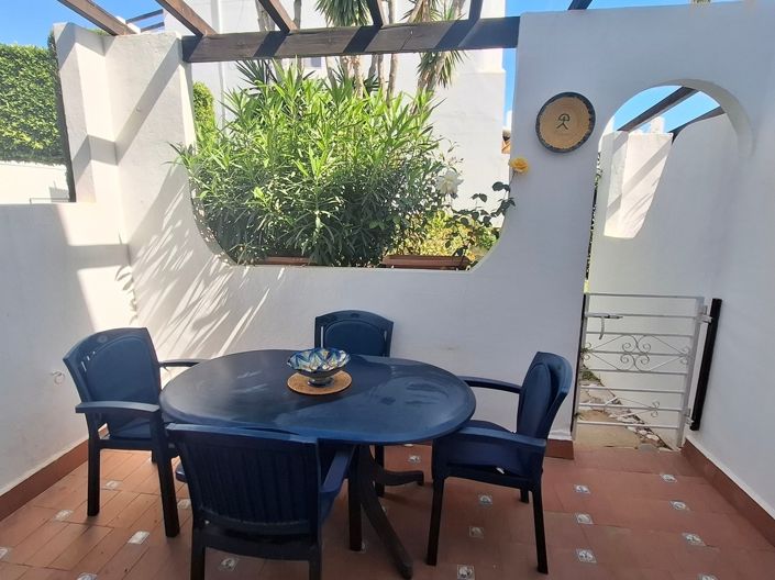 Image No.7-2 Bed Property for sale