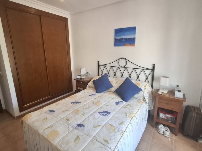 Image No.20-2 Bed Apartment for sale