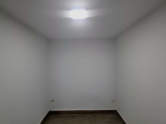 Image No.13-1 Bed Apartment for sale