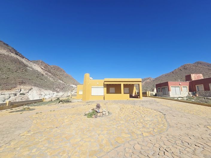 Image No.23-4 Bed Villa for sale