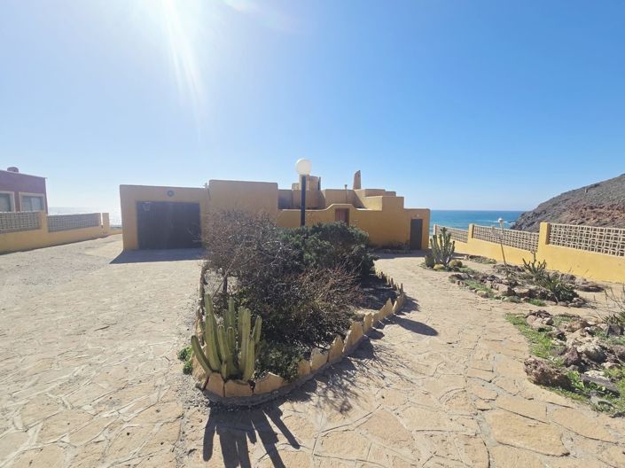 Image No.28-4 Bed Villa for sale