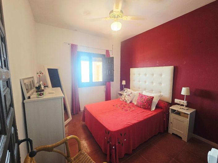 Image No.9-4 Bed Villa for sale