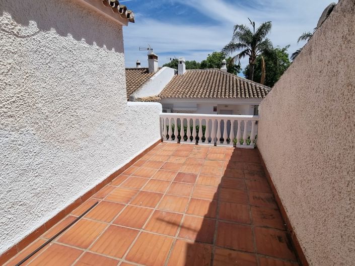 Image No.22-2 Bed Property for sale