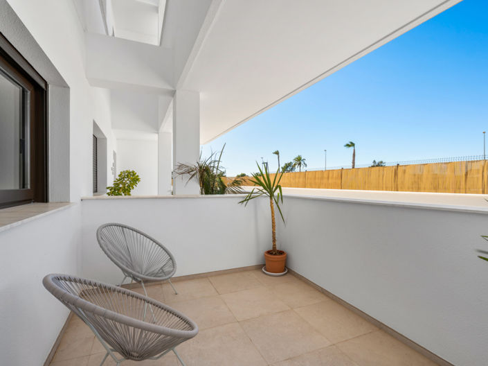 Image No.21-3 Bed Apartment for sale