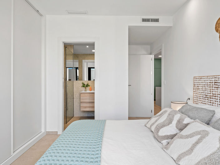 Image No.16-2 Bed Apartment for sale