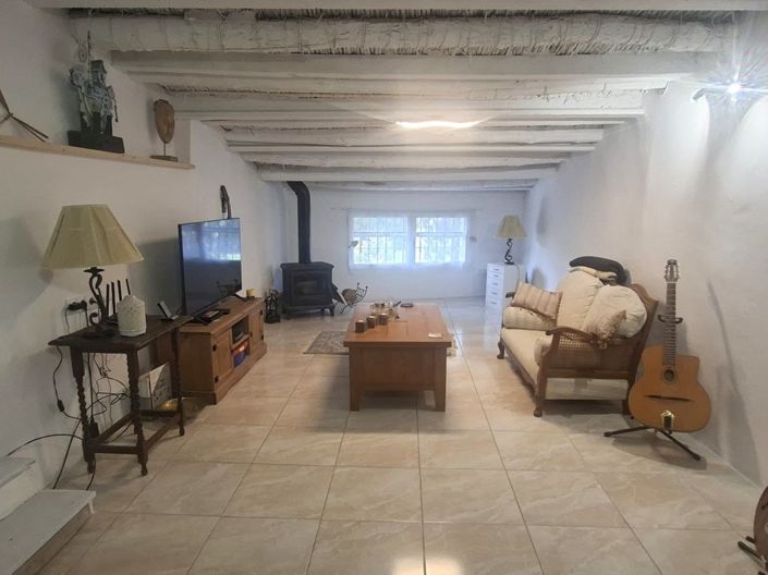 Image No.10-4 Bed Property for sale
