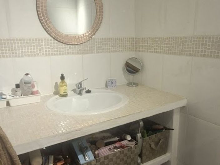 Image No.22-4 Bed Property for sale