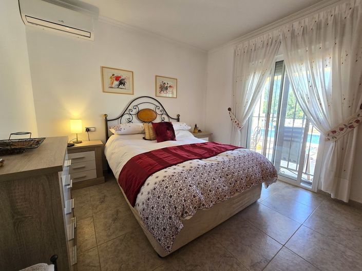 Image No.11-3 Bed Villa for sale