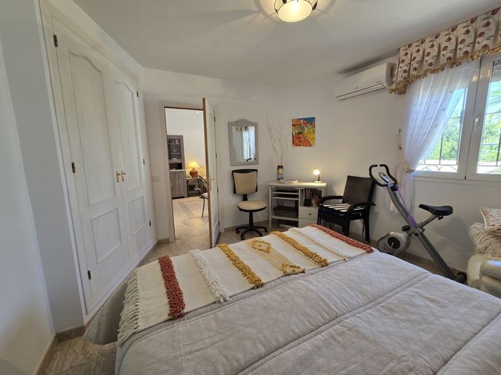 Image No.16-3 Bed Villa for sale