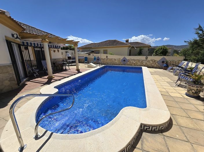 Image No.18-3 Bed Villa for sale