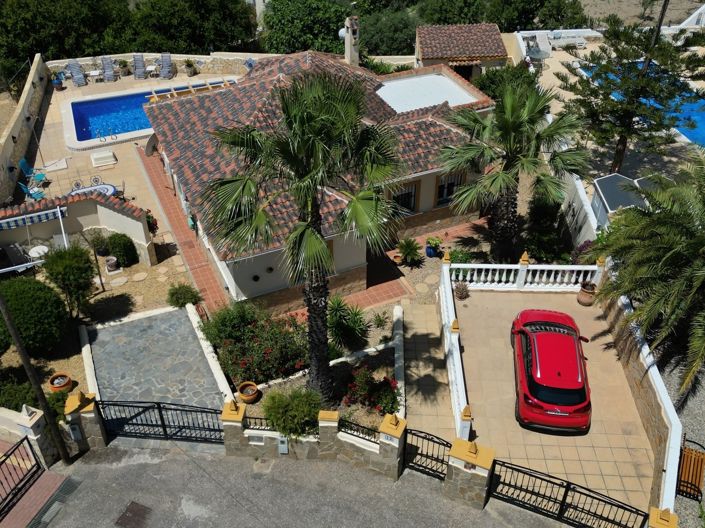 Image No.25-3 Bed Villa for sale