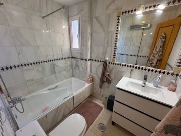 24437-apartment-for-sale-in-valle-del-este-98