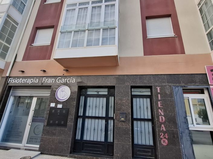 Image No.22-3 Bed Apartment for sale