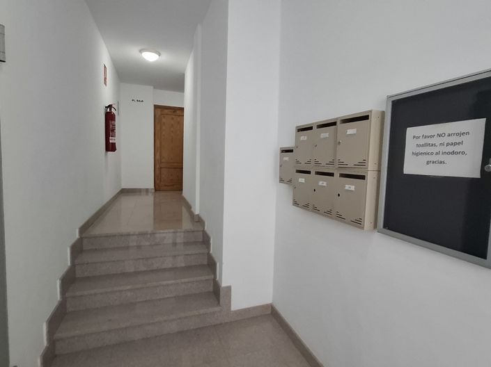 Image No.25-3 Bed Apartment for sale