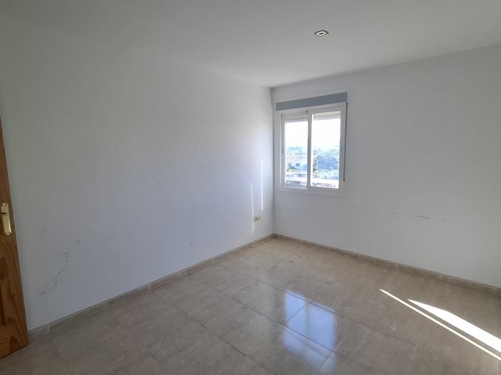 Image No.27-3 Bed Apartment for sale