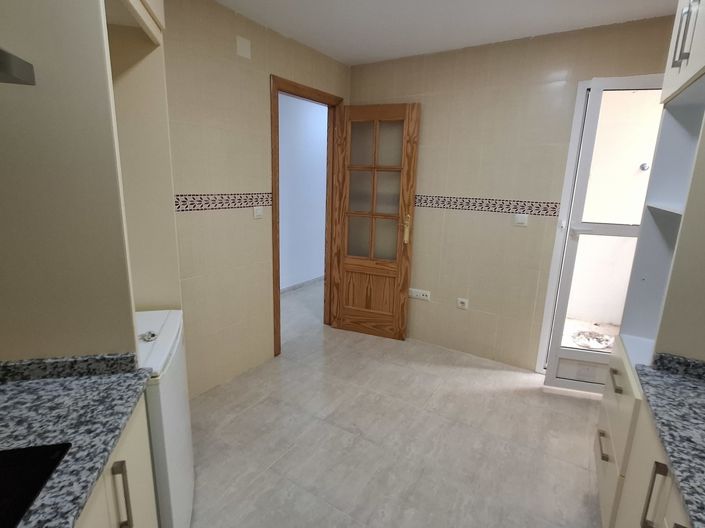 Image No.7-3 Bed Apartment for sale