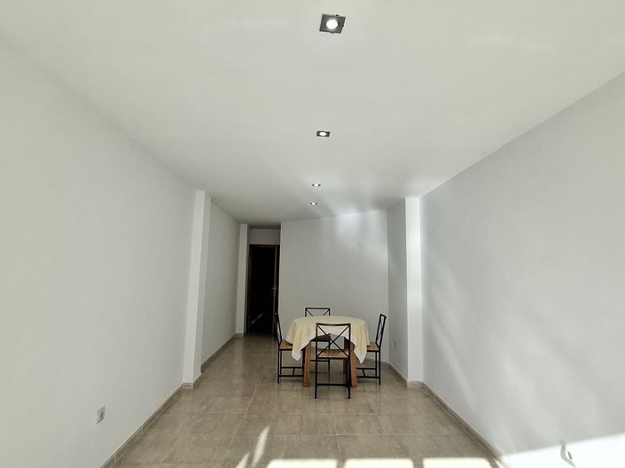Image No.9-3 Bed Apartment for sale