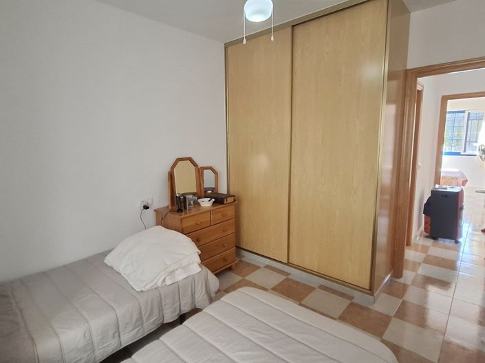Image No.20-2 Bed Apartment for sale
