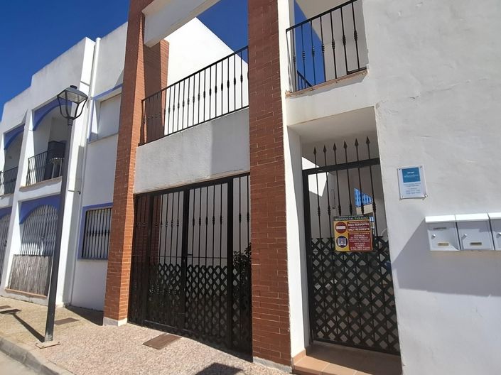 Image No.26-2 Bed Apartment for sale