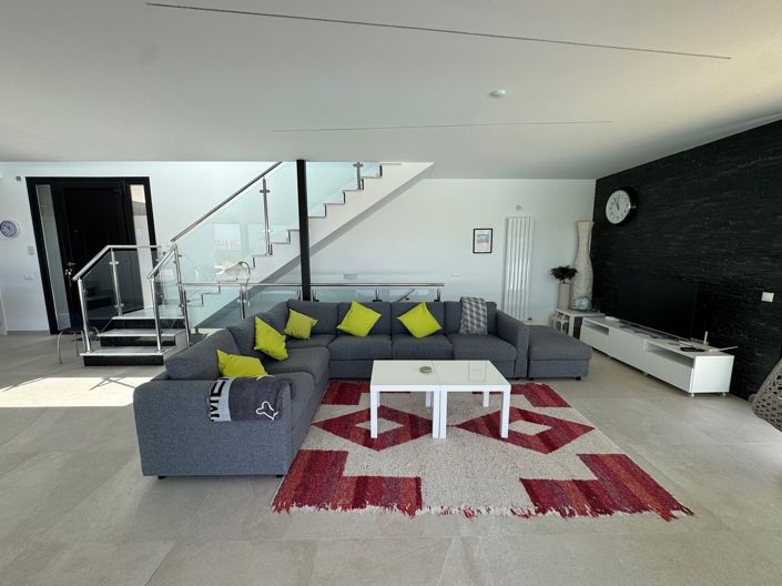 Image No.8-4 Bed Villa for sale