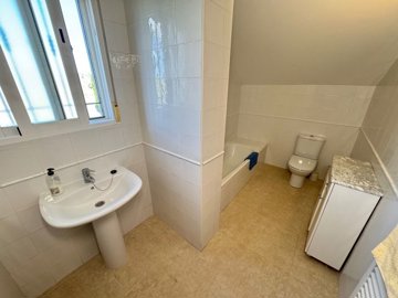 24608-villa-for-sale-in-puerto-lumbreras-9930