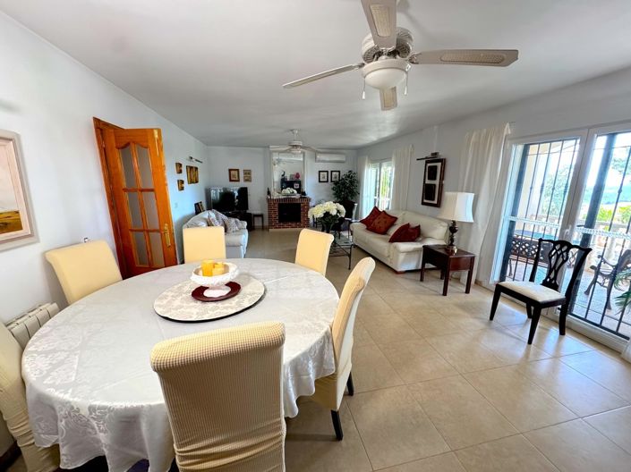 Image No.5-5 Bed Villa for sale