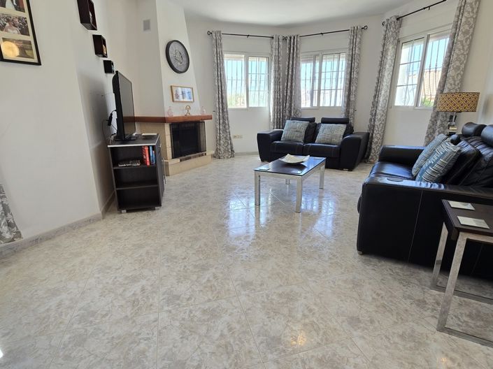Image No.5-3 Bed Villa for sale