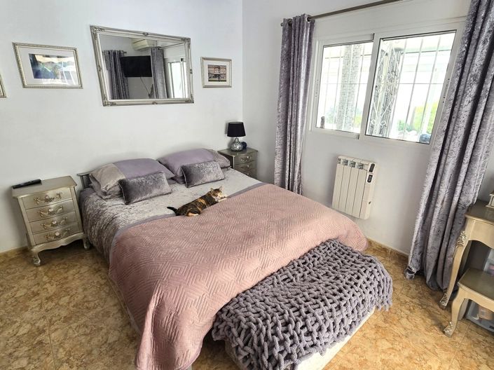 Image No.12-3 Bed Villa for sale